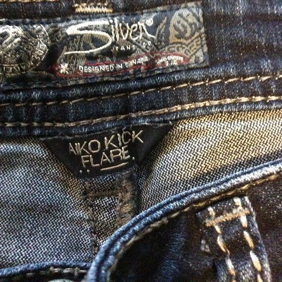 Silver jean Capris - Picture 4 of 6